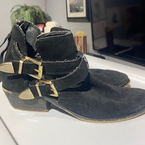 Steve Madden booties